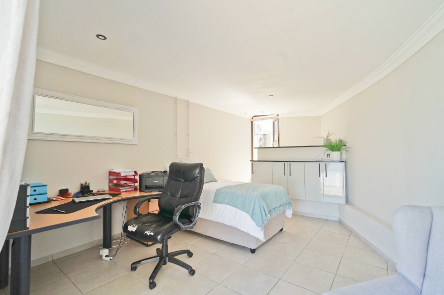 4 Bedroom Property for Sale in Winterstrand Eastern Cape